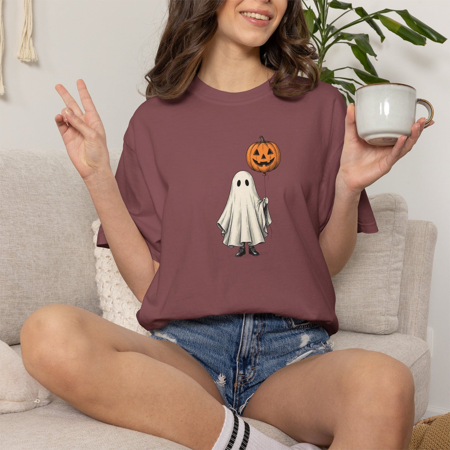 Simple Boho Ghost Holding a Pumpkin Balloon T-shirt