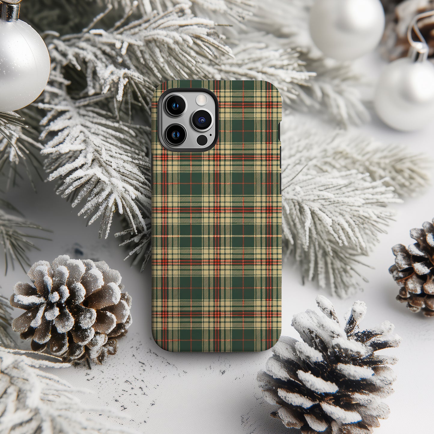 Traditional Red, Green and Gold Plaid Tough Phone Case