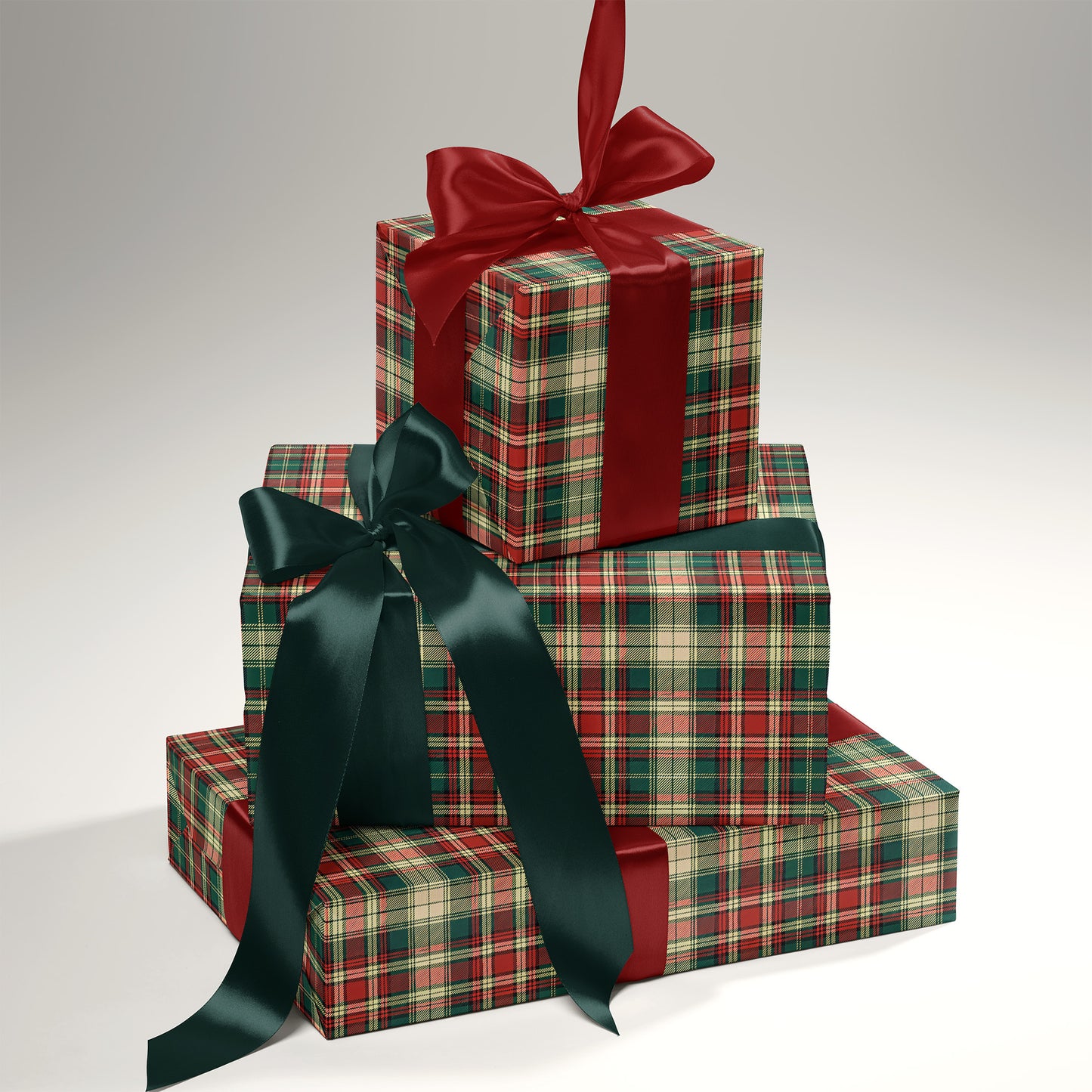 Traditional Cozy Christmas Plaid Print Gift Wrapping Paper Sheets