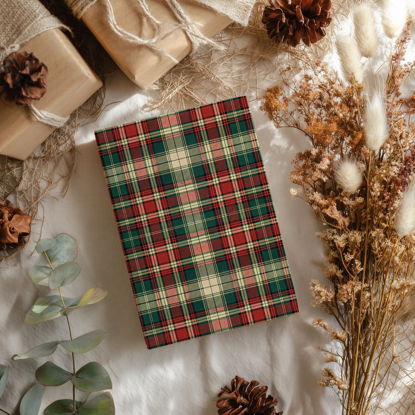 Traditional Cozy Christmas Plaid Print Gift Wrapping Paper Sheets