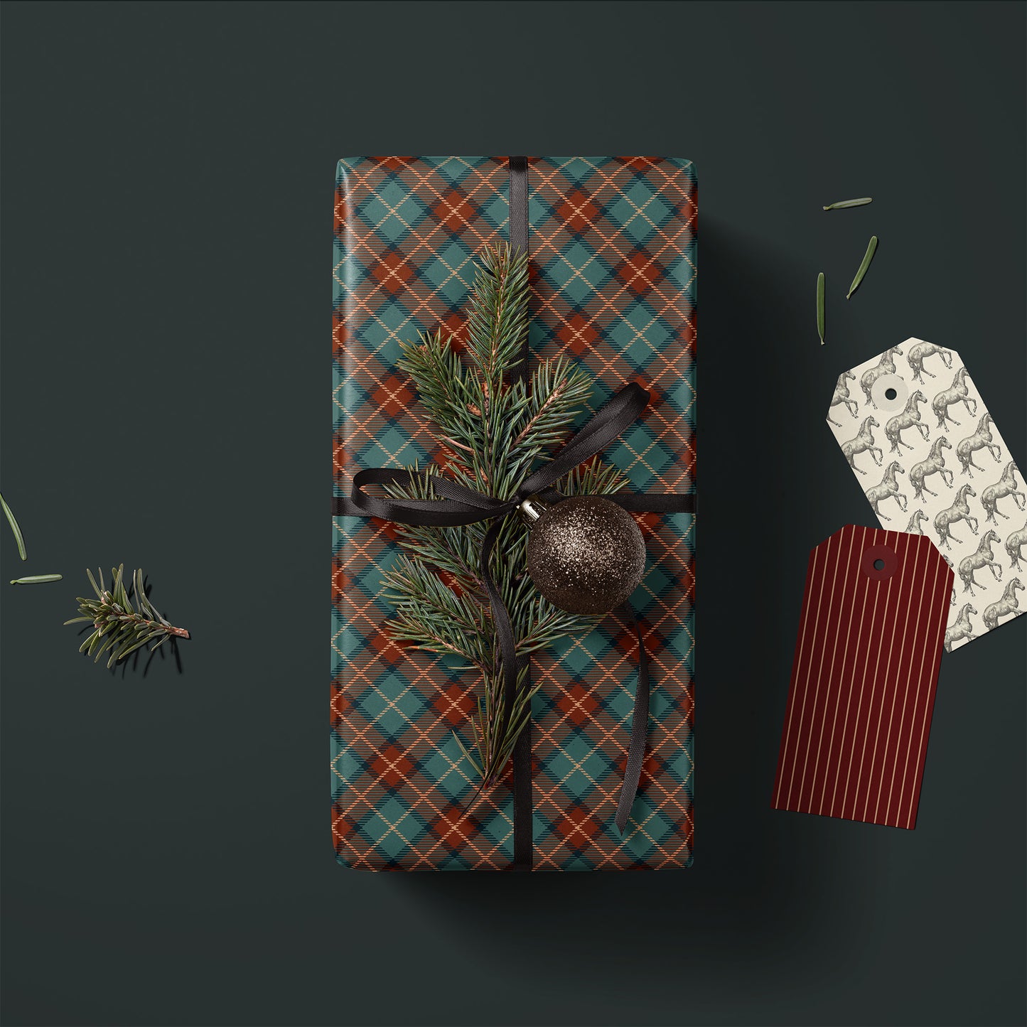 Red, Green, Black and Gold Plaid Holiday Christmas Gift Wrapping Paper Sheets